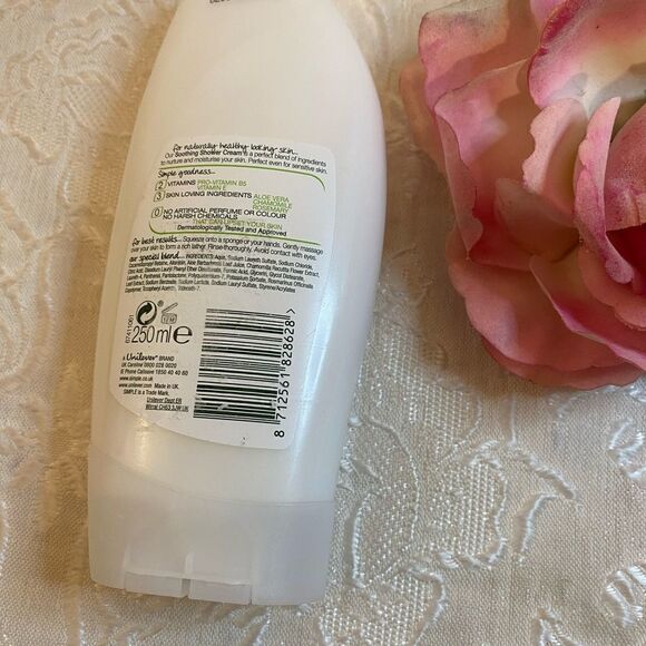 💥Simple Soothing Shower Cream with Aloe Vera - Picture 3 of 5